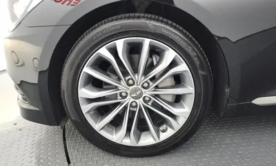 Hyundai Genesis 2015, 198139 км, за 5146.58 USD