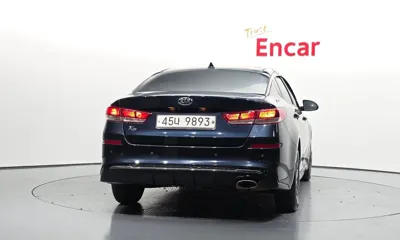 Kia K5 2019, 47425 км, за 5883.13 USD