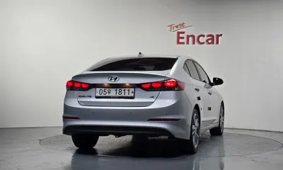Hyundai Avante 2018, 30289 км, за 8465.19 USD