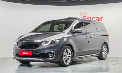 Kia Canival · 2017 год