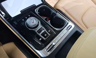 Kia Canival 2023, 23055 км, за 20217.93 USD - фото 9