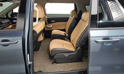 Kia Canival 2023, 23055 км, за 20217.93 USD - фото 11
