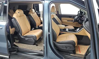 Kia Canival 2023, 23055 км, за 20217.93 USD - фото 12