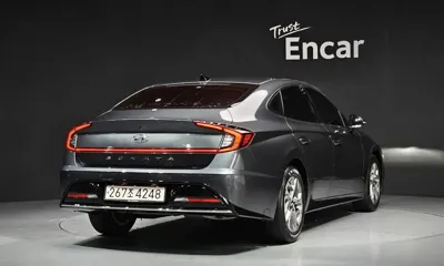 Hyundai Sonata 2022, 50726 км, за 14626.53 USD