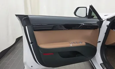 Hyundai Grandeur 2023, 21896 км, за 23959.56 USD - фото 24