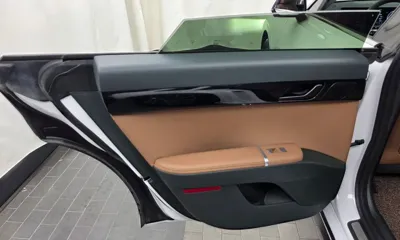 Hyundai Grandeur 2023, 21896 км, за 23959.56 USD - фото 25