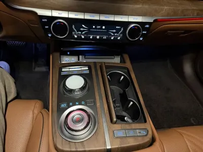 Genesis G80 2024, 9300 км, за 26058.65 USD - фото 10