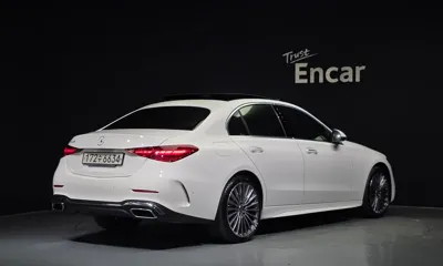 Mercedes-Benz C-Class 2022, 45601 км, за 29283.47 USD
