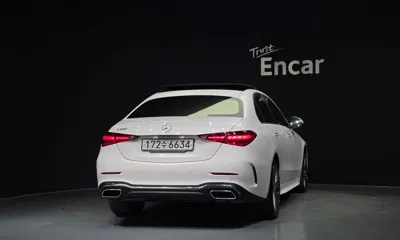 Mercedes-Benz C-Class 2022, 45601 км, за 29283.47 USD