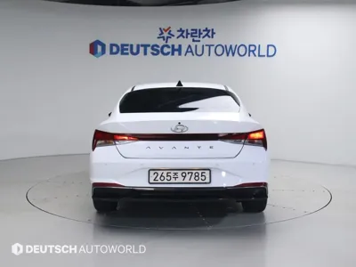 Hyundai Avante 2023, 84000 км, за 11480.9 USD
