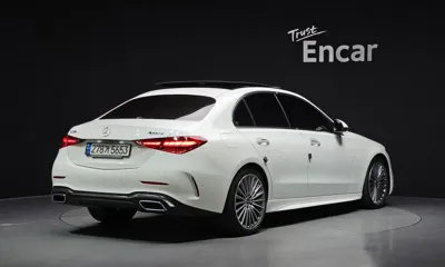 Mercedes-Benz C-Class 2023, 38107 км, за 25677.69 USD