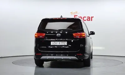 Kia Canival 2019, 99772 км, за 12913.9 USD