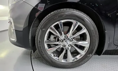 Kia Canival 2019, 99772 км, за 12913.9 USD