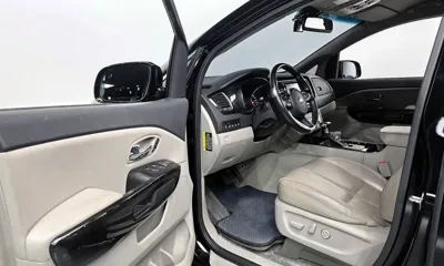 Kia Canival 2019, 99772 км, за 12913.9 USD - фото 11