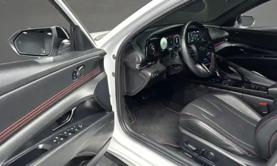Hyundai Avante 2021, 80221 км, за 12223.32 USD - фото 11