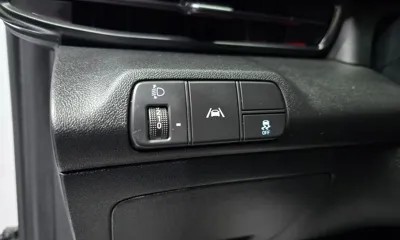 Hyundai Avante 2021, 80221 км, за 12223.32 USD - фото 14