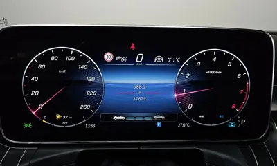 Mercedes-Benz C-Class 2023, 37679 км, за 23446.27 USD - фото 8