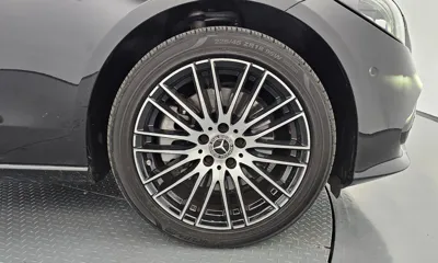 Mercedes-Benz C-Class 2023, 37679 км, за 23446.27 USD - фото 21
