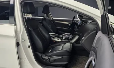 Hyundai i40 2014, 106064 км, за 4098.36 USD - фото 10