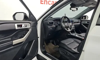 Ford Explorer 2020, 100398 км, за 19827.07 USD - фото 11