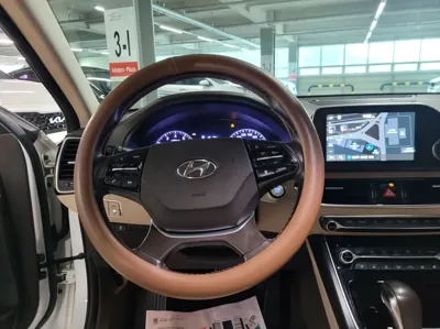 Hyundai Grandeur 2018, 188367 км, за 6309.82 USD - фото 6