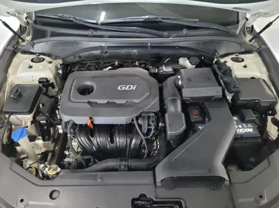 Hyundai Grandeur 2018, 188367 км, за 6309.82 USD - фото 18