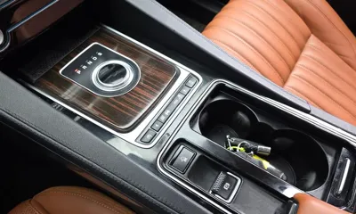 Jaguar F-Pace 2017, 119532 км, за 8143.33 USD - фото 9