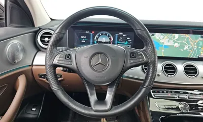 Mercedes-Benz E-Class 2017, 78318 км, за 12472.1 USD - фото 13