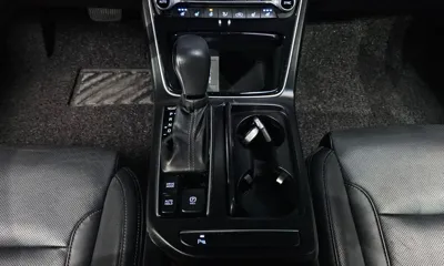Hyundai Grandeur 2018, 102990 км, за 10076.05 USD - фото 9