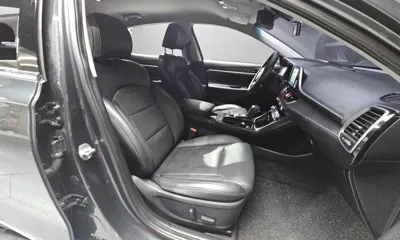 Hyundai Grandeur 2018, 102990 км, за 10076.05 USD - фото 11