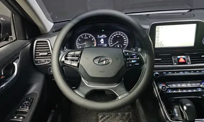 Hyundai Grandeur 2018, 102990 км, за 10076.05 USD - фото 13