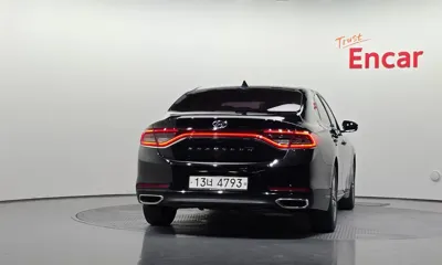 Hyundai Grandeur 2018, 68107 км, за 10076.05 USD
