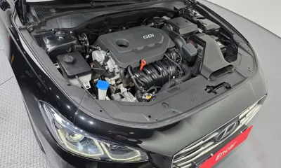 Hyundai Grandeur 2018, 68107 км, за 10076.05 USD - фото 6