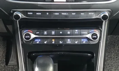 Hyundai Grandeur 2018, 68107 км, за 10076.05 USD - фото 15