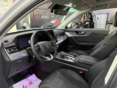 Hongqi Hongqi HS5 2023, 12000 км, за 14431.28 USD