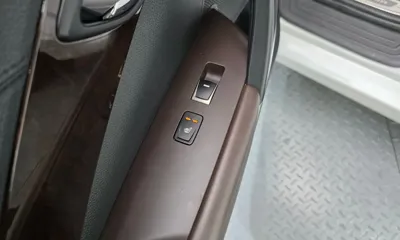 Hyundai Grandeur 2014, 186617 км, за 4488.68 USD - фото 20