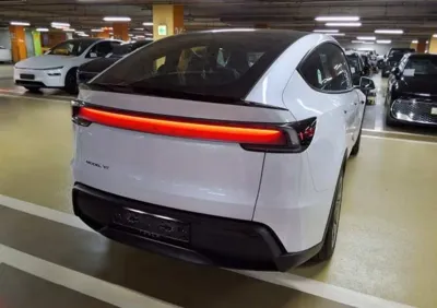 Tesla Model Y 2026, 1 км, за 33933.55 USD - фото 6