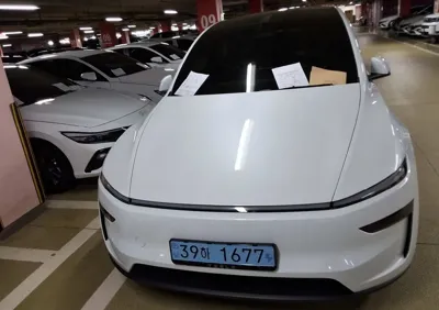 Tesla Model Y 2026, 1 км, за 33933.55 USD - фото 13