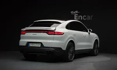 Porsche Cayenne 2021, 12497 км, за 63673.36 USD