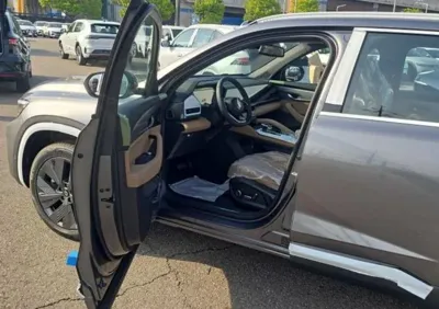 Renault-KoreaSamsung Grand Koleos 2026, 1 км, за 14808.98 USD