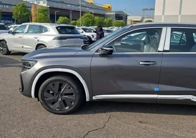 Renault-KoreaSamsung Grand Koleos 2026, 1 км, за 14808.98 USD