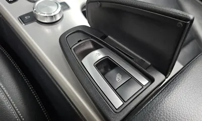 Mercedes-Benz SLK-Class 2012, 158137 км, за 6186.1 USD - фото 17