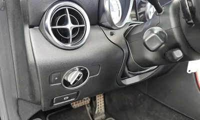Mercedes-Benz SLK-Class 2012, 158137 км, за 6186.1 USD - фото 19
