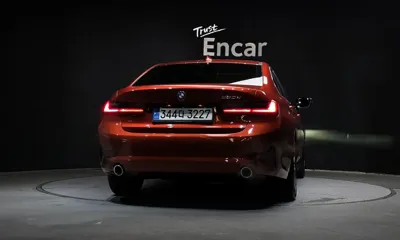 BMW 3-Series 2019, 52709 км, за 16187.64 USD