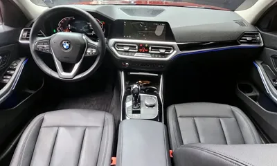 BMW 3-Series 2019, 52709 км, за 16082.45 USD - фото 7