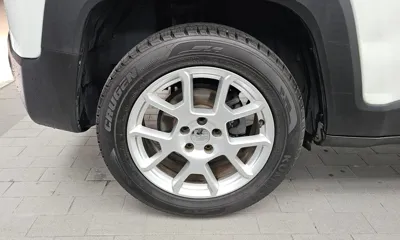 Jeep Renegade 2020, 57532 км, за 10358.31 USD