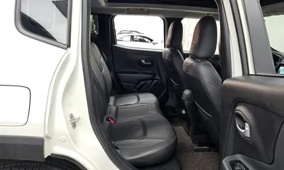 Jeep Renegade 2020, 57532 км, за 10358.31 USD - фото 12