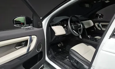 Land Rover Discovery Sport 2025, 2064 км, за 32450.3 USD - фото 10