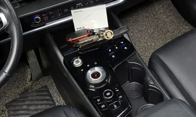 Kia Sportage 2022, 71019 км, за 17509.08 USD - фото 9