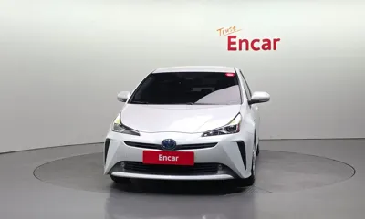 Toyota Prius 2022, 23867 км, за 24615.99 USD